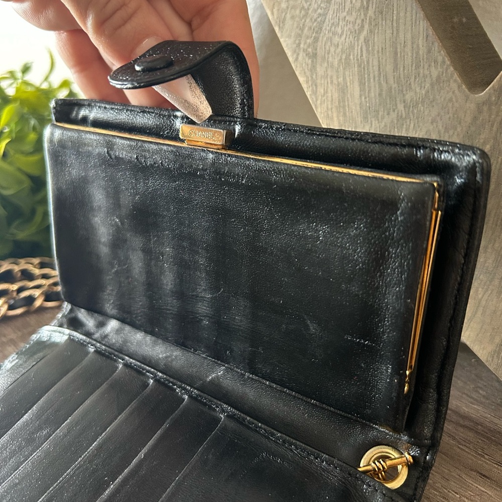 ⚜️🖤Vintage Chanel Timeless Clutch Wallet Crossbody Chain 2way wristlet - Picture 14 of 16